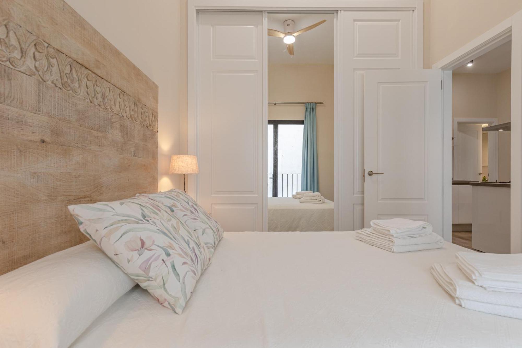 San Luis Downtown & Pool Appartement
